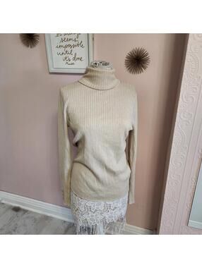 LKNW J Mclauglin XL gold metallic turtleneck sweater Arlette Turtleneck